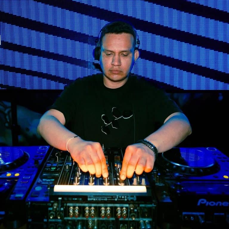 Del groove atmosférico al peak time: el viaje sonoro que Armand Vibe construye en Lies EP